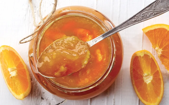 Confiture d'orange aux fruits secs